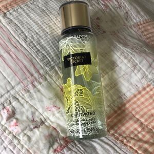 Victoria’s Secret Captivated